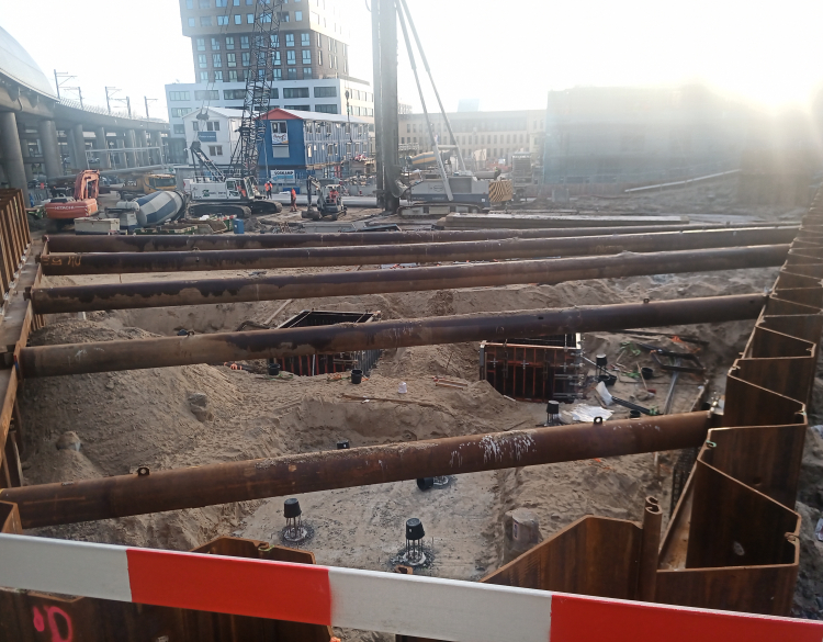 Afronding Heiwerkzaamheden En Opbouw Torenkranen Boele Van Eesteren afronding-heiwerkzaamheden-en-opbouw-torenkranen-boele-van-eesteren