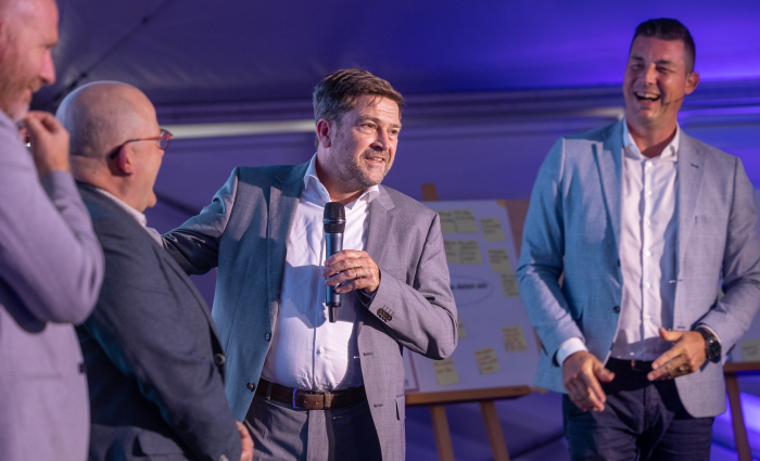 Waelpolder symposium en palen slaan