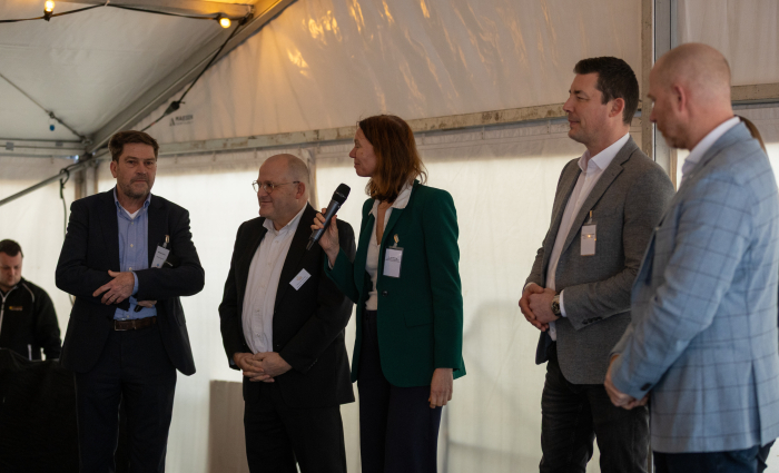 Oplevering Waelpolder Bouwstroom