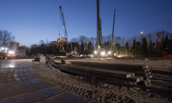 Eerste damwanden en funderingspalen Park Meadows
