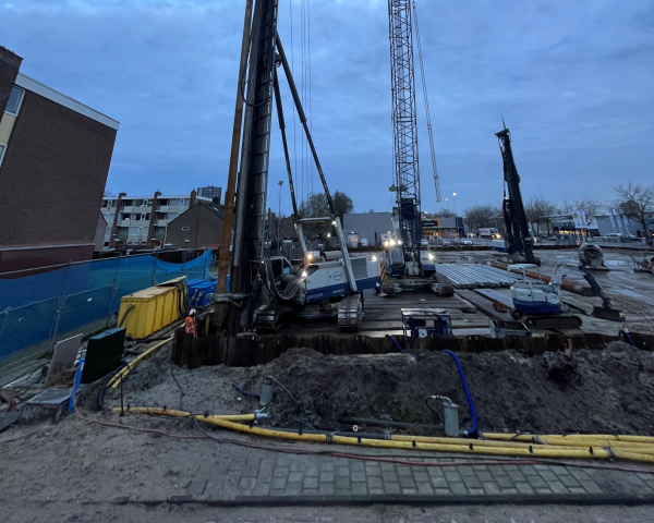 Aanbrengen funderingspalen BLEI