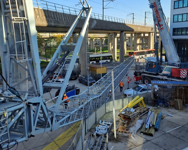 Demontage torenkraan blok crossroads